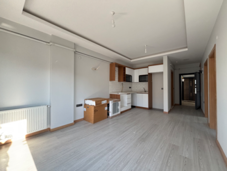 2 1 Wohnungen Zum Verkauf Mit Balkon Im Viertel Seferihisar Camikebir