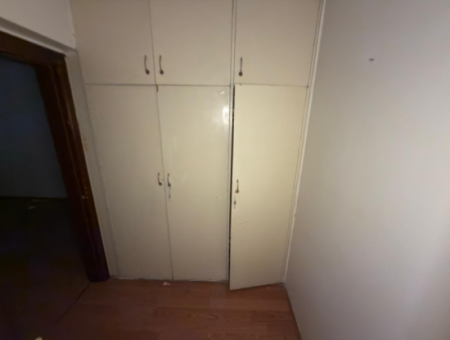 3 1 Mittlere Etage Villa Mit Grossem Balkon In Küçükyali