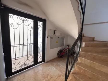 3 1 Geräumige Wohnung In Seferihisar Camikebir