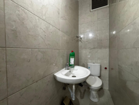 150 M² Geschlossenes Wc-Geschäft Zur Vermietung In Alsancak Kahraman!
