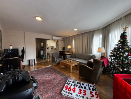 3 1 Günstige Wohnung Im Zweiten Stock Zur Miete Mit Alsancak Fair View!