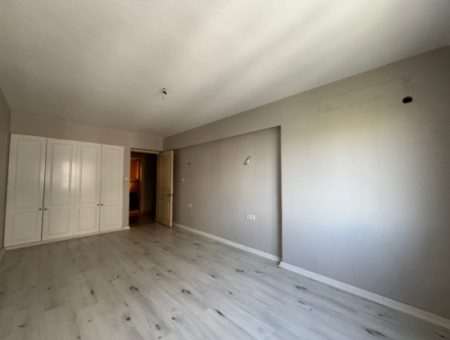 3 1 Ecke Wohnung Im 5. Stock Kostenlos Zum Verkauf In Der Alsancak Libas Street!