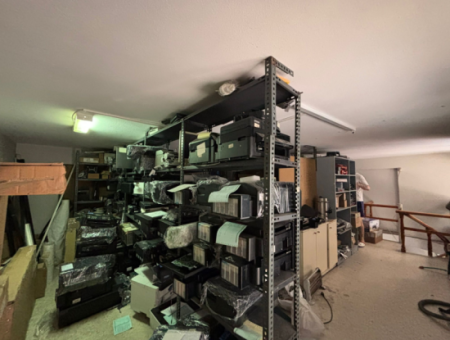 200 M² Laden Mit Einer Decke Kostenlos Zum Verkauf In Konak Basmane!