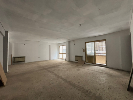 3. Stock Leerer 140 M² Arbeitsplatz / Büro Zum Verkauf Mit Aufzug In Konak Basmane!