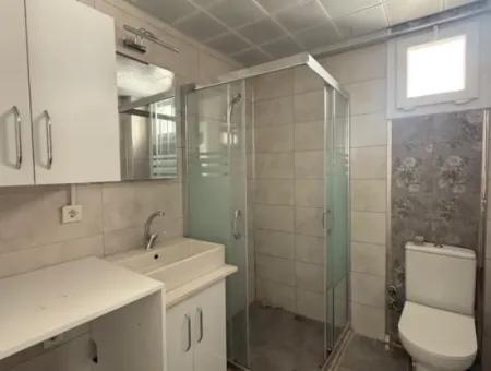 In Der Nähe Von Seferihisar Gözsüzler Caddesi – Geschlossene Küche – 3 1 Wohnung Zum Verkauf