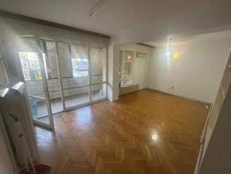 In Der Nähe Von Talatpaşa Migros | Parkplatz | Wohnung Zu Mieten Mit Doppelbalkon