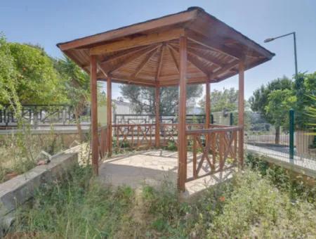 Bahçeli – Şömineli – 3 1 Villa Zu Mieten Auf Der Anwaltsseite Von Güzelbahçe Kahramandere