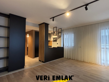 1 1 Kostenlose Wohnung Zum Verkauf Mit Parkplatz Im Viertel Alsancak Kültür Park!