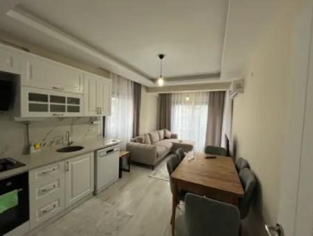 Geräumige 11-Wohnung Im Bezirk Seferihisar Camikebir, Nahe Der İzmir-Straße