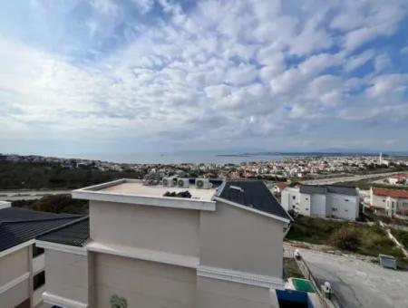 Brandneue 3-1-Villen Mit Meerblick Und Poolgelände In Seferihisar Akarca