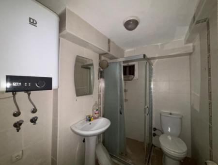 Zu Vermieten: 3 Zimmer, 1 Wohnzimmerbüro / Büro An Der Alsancak Cumhuriyet Boulevard