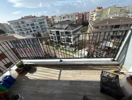 Seferihisar Camikebir Viertel – Im Zentrum, 11-Wohnung Mit Balkon Zum Verkauf