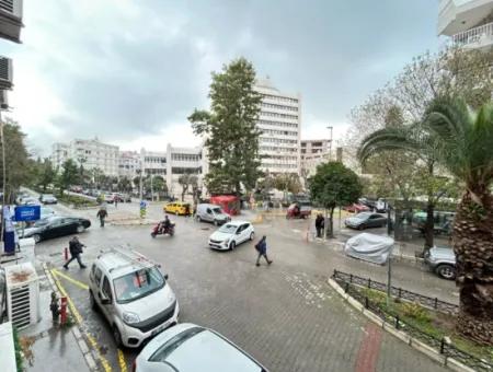 Mezzanin-Etage 3 1 Wohnung Zum Verkauf In Der Mimar-Sinan-Strasse Nahe Kültür-Park