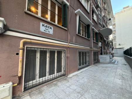 2. Stock Combi 3 1 Wohnung Zu Mieten Mit Parkplatz In Der Nähe Alsancak Libas!