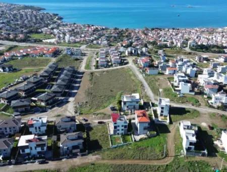 Seferihisar Akarca In Tepecik | Meerblick | Im Geländebereich | Zwillingsvilla Als Grundstück Zum Verkauf Ausgewiesen