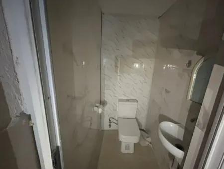 70 M² In Der Straße 1417 Gegenüber Der Ecke Der Kahramanlar-Moschee Totaleingang Bodrum-Büro Zur Miete