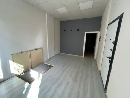 70 M² In Der Straße 1417 Gegenüber Der Ecke Der Kahramanlar-Moschee Totaleingang Bodrum-Büro Zur Miete