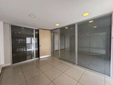 Alsancak Zypern Martyrs Ganze Etage 225 M² Arbeitsplatz Im 4. Stock Zu Mieten
