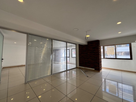 Alsancak Zypern Martyrs Ganze Etage 225 M² Arbeitsplatz Im 4. Stock Zu Mieten