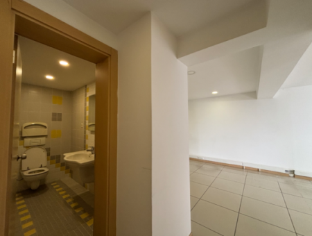 Alsancak Zypern Martyrs Ganze Etage 225 M² Arbeitsplatz Im 4. Stock Zu Mieten