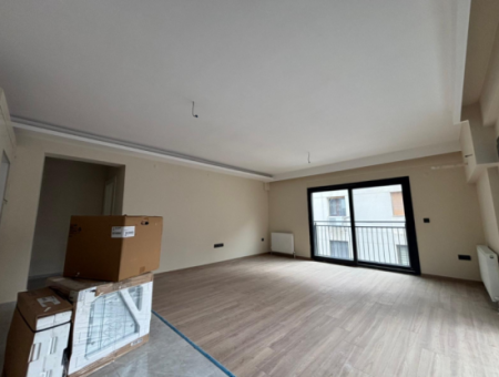 Alssancak Dünya Göz Yakini 3 1 Wohnung Zu Mieten In Neuem Gebäude Mit Parkplatz