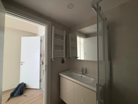 Alssancak Dünya Göz Yakini 3 1 Wohnung Zu Mieten In Neuem Gebäude Mit Parkplatz