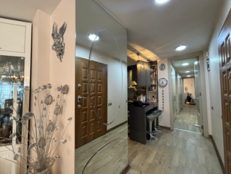 Luxuriöse Möblierte Wohnung Zur Vermietung 3 1 In Der Nähe Des Alsancak Gündoğdu-Platzes