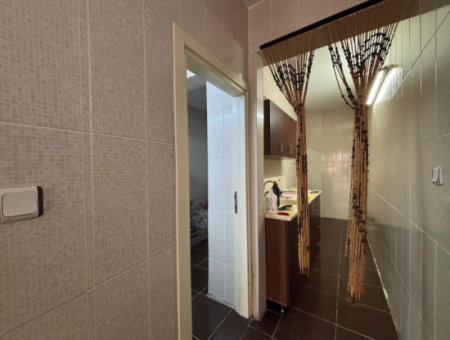 47M2 Shop Zur Miete Mit Schornstein-Wc In Alsancak Kahramanlar