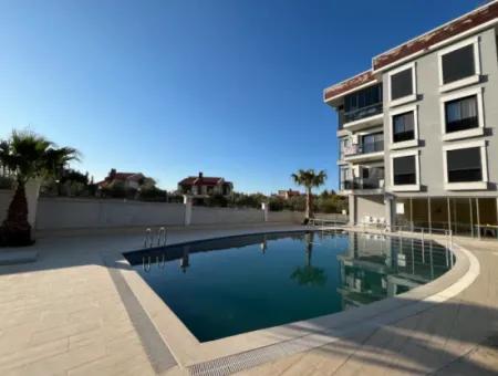 3 1 Wohnungen Zum Verkauf Auf Einem Gelände Mit Pool Im Hepkon-Viertel Seferihisar, Necat