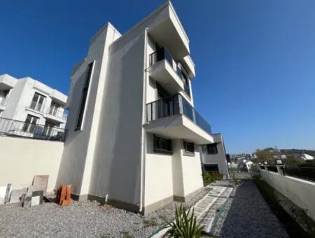 Ultra-Luxuriöse Freistehende Villa Auf Einem Strandgelände In Akarca