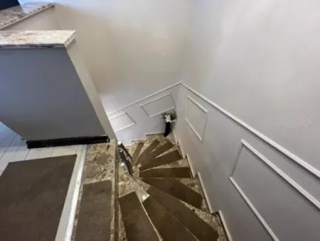 Zu Verkaufen | 4 1 Duplex Mit Grosser Reihe Im Bezirk Camikebir