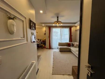 Zu Verkaufen | 4 1 Duplex Mit Grosser Reihe Im Bezirk Camikebir