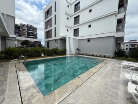 Ultra Luxury 2 1 Wohnung Zum Verkauf Im Seferihisar Camikebir Viertel