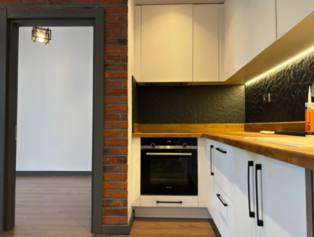 In Der Nähe Der Universität Bornova Yaşar, 80 M² 2 1, Luxuriöse Mietwohnung Mit Wintergarten!