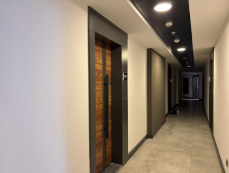 In Der Nähe Der Universität Bornova Yaşar, 80 M² 2 1, Luxuriöse Mietwohnung Mit Wintergarten!