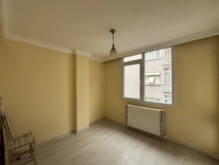 Alsancak Private Health Relative In Der 4. Etage 2 1 Kombi-Wohnung Zur Vermietung!