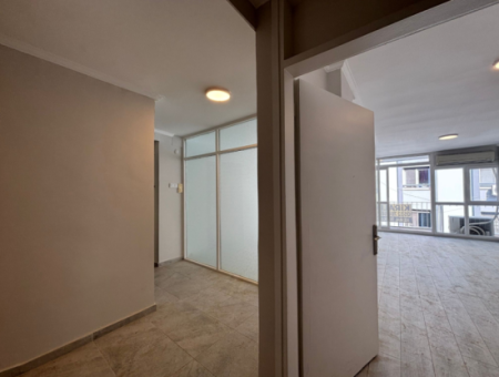 1 1 4. Stock, Wohnung Zu Mieten An Der Alsancak Talatpaşa Boulevard!