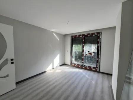 Brandneue Villa In Akarca, 100 Meter Vom Meer Entfernt