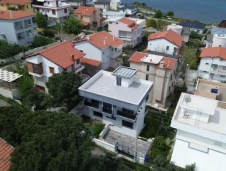 Brandneue Villa In Akarca, 100 Meter Vom Meer Entfernt