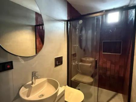 Oberes Segment Ultra Luxuriöse Freistehende Villa In Fußläufiger Entfernung Zum Meer In Seferihisar Akarca