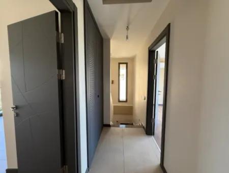 Oberes Segment Ultra Luxuriöse Freistehende Villa In Fußläufiger Entfernung Zum Meer In Seferihisar Akarca