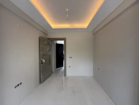 Luxuriöse Neue Wohnung Mit Küche Auf 1 1 Insel In Der Nähe Des Krankenhauses Von Veri!