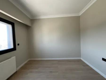 Geräumige 3 Und Eine Wohnung Zur Miete In Der Nähe Des Zentrums In Seferihsar