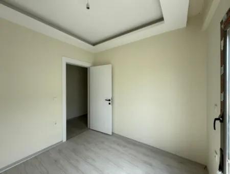 Neue Villa Zu Mieten Mit Garten, Veranda In Seferihisar Tepecik