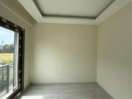 Neue Villa Zu Mieten Mit Garten, Veranda In Seferihisar Tepecik