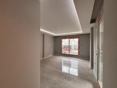 Neue 11-Wohnung Zum Verkauf Im Stadtteil Seferihisar Camike