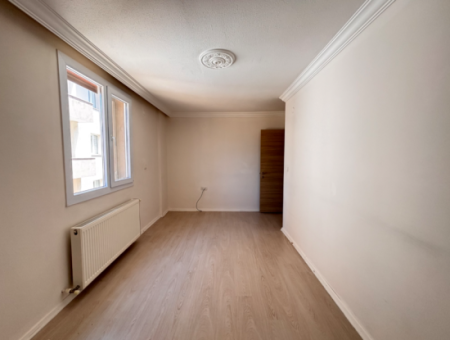 2 1 Wohnung Zu Mieten Mit Erdgas In Der Seferihisar Mektep Strasse