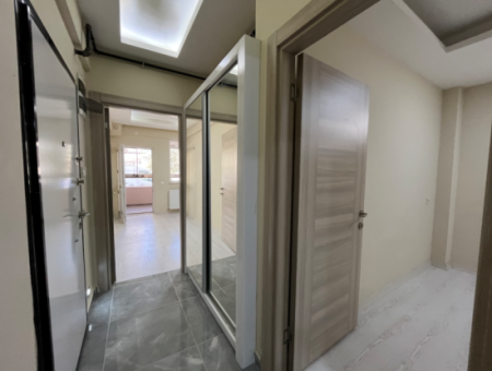 Wohnung Zum Verkauf Mit Reihenhaus Im Stadtzentrum Von Seferihisar
