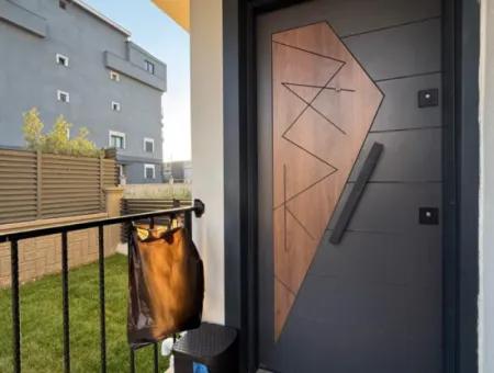 Moderne Und Komfortable Villa In Seferihisar Camikebir