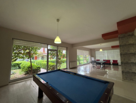 Möblierte Wohnung Zur Miete 1 1 Mit Pool In Bornova Myvia Und 24/7-Sicherheit!
